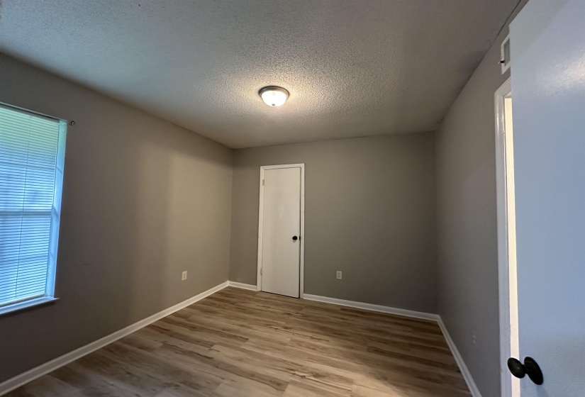 1339 MCNEIL ST, Memphis, Tennessee 38108, 4 Bedroom Bedrooms, 6 Room Rooms,2 BathroomBathrooms,Residential,For Sale,MCNEIL,0,10226481