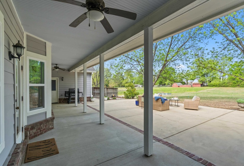 210 POPLAR ACRES RD, Piperton, Tennessee 38017, 4 Bedroom Bedrooms, 12 Room Rooms,3.1 BathroomBathrooms,Residential,For Sale,POPLAR ACRES,0,10194635