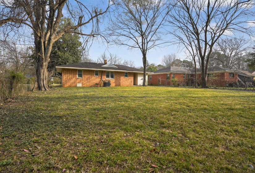 1589 WHITNEY AVE, Memphis, Tennessee 38127, 3 Bedroom Bedrooms, 6 Room Rooms,1.1 BathroomBathrooms,Residential,For Sale,WHITNEY,0,10216977