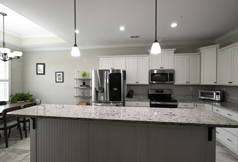 110 LAUREL GLEN DR, Oakland, Tennessee 38060, 4 Bedroom Bedrooms, 7 Room Rooms,3 BathroomBathrooms,Residential,For Sale,LAUREL GLEN,0,10218437