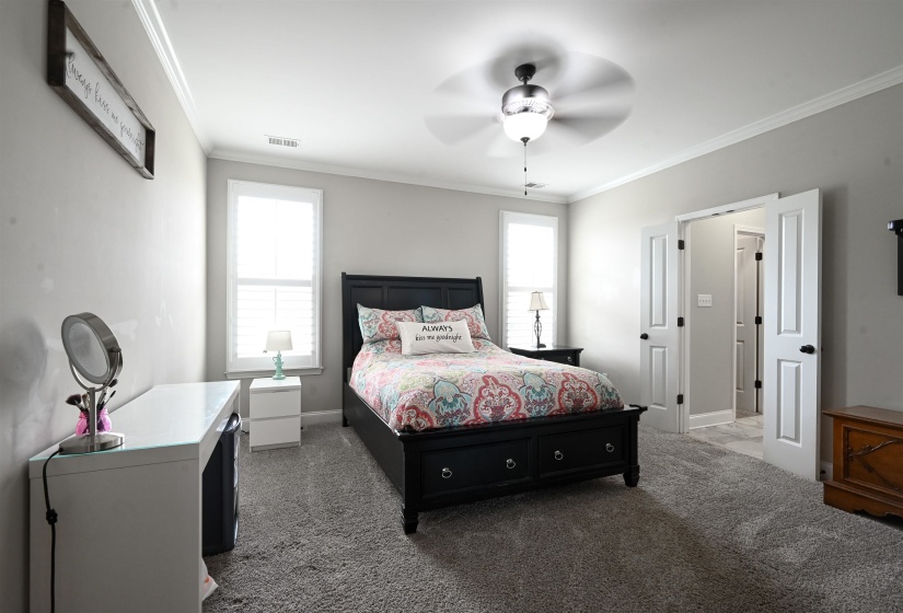 110 LAUREL GLEN DR, Oakland, Tennessee 38060, 4 Bedroom Bedrooms, 7 Room Rooms,3 BathroomBathrooms,Residential,For Sale,LAUREL GLEN,0,10218437
