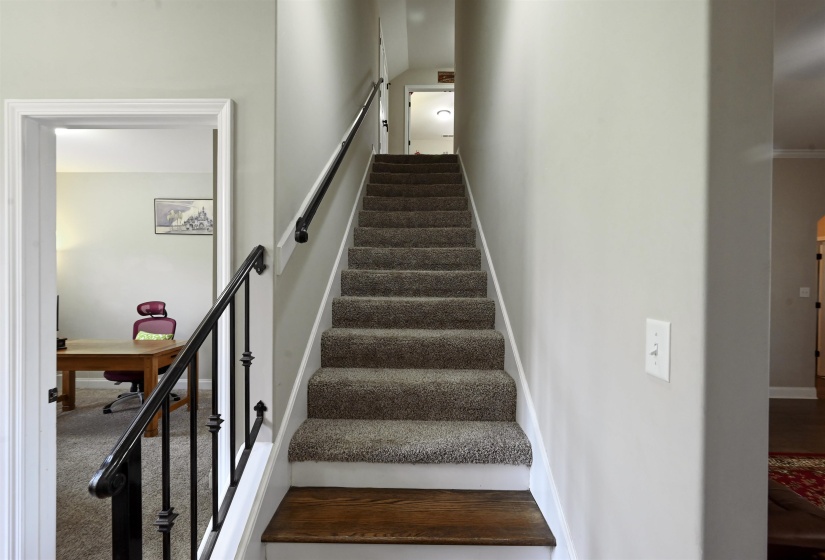 110 LAUREL GLEN DR, Oakland, Tennessee 38060, 4 Bedroom Bedrooms, 7 Room Rooms,3 BathroomBathrooms,Residential,For Sale,LAUREL GLEN,0,10218437
