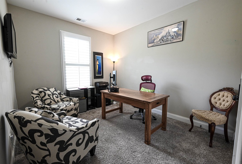 110 LAUREL GLEN DR, Oakland, Tennessee 38060, 4 Bedroom Bedrooms, 7 Room Rooms,3 BathroomBathrooms,Residential,For Sale,LAUREL GLEN,0,10218437