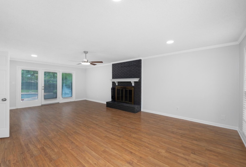 192 POWELL RD, Collierville, Tennessee 38017, 4 Bedroom Bedrooms, 7 Room Rooms,2.1 BathroomBathrooms,Residential,For Sale,POWELL,0,10226408