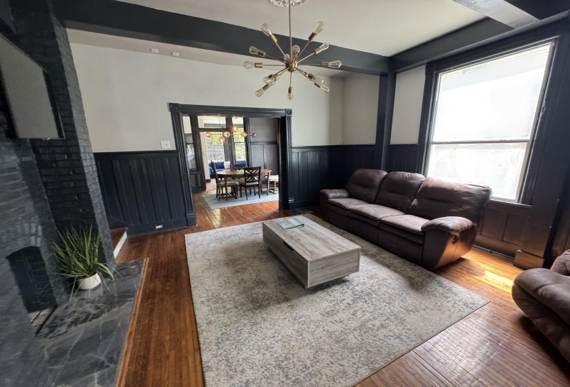 1609 EASTMORELAND AVE, Memphis, Tennessee 38104, 5 Bedroom Bedrooms, 11 Room Rooms,3.1 BathroomBathrooms,Residential,For Sale,EASTMORELAND,0,10226501
