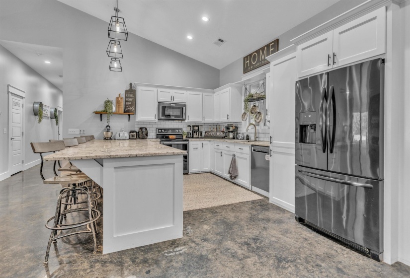 2525 SINAI DR, Mason, Tennessee 38049, 4 Bedroom Bedrooms, 7 Room Rooms,3 BathroomBathrooms,Residential,For Sale,SINAI,0,10222928