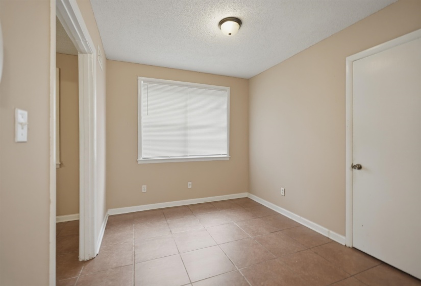 1703 CORNING AVE, Memphis, Tennessee 38127, 3 Bedroom Bedrooms, 5 Room Rooms,1 BathroomBathrooms,Residential,For Sale,CORNING,0,10224320
