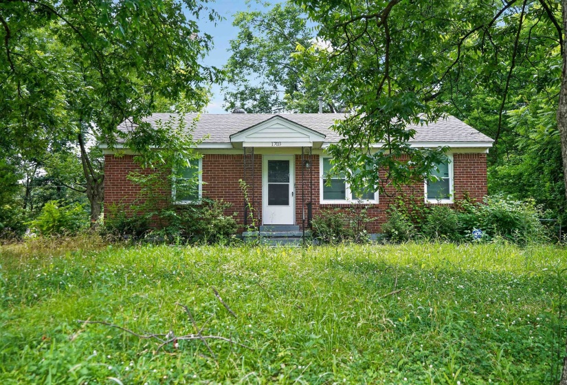 1703 CORNING AVE, Memphis, Tennessee 38127, 3 Bedroom Bedrooms, 5 Room Rooms,1 BathroomBathrooms,Residential,For Sale,CORNING,0,10224320