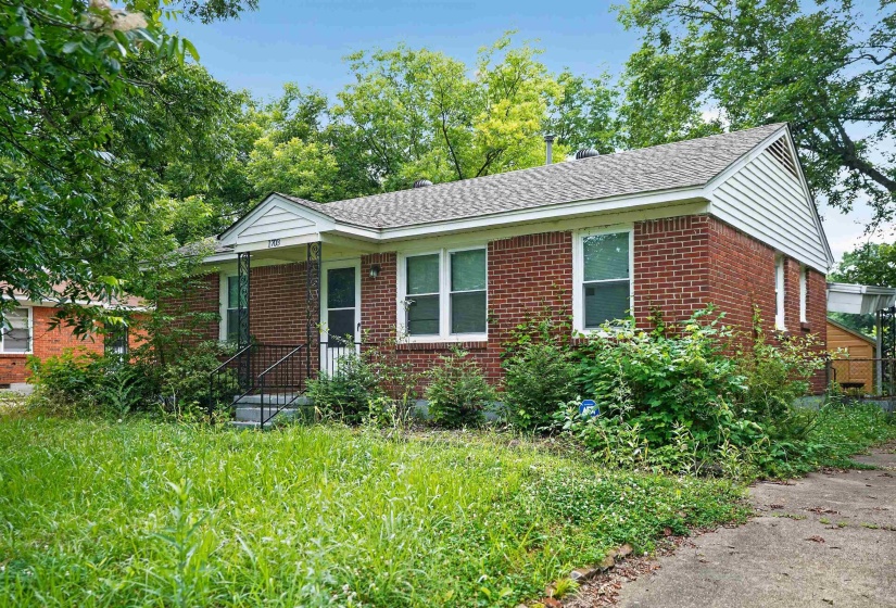 1703 CORNING AVE, Memphis, Tennessee 38127, 3 Bedroom Bedrooms, 5 Room Rooms,1 BathroomBathrooms,Residential,For Sale,CORNING,0,10224320