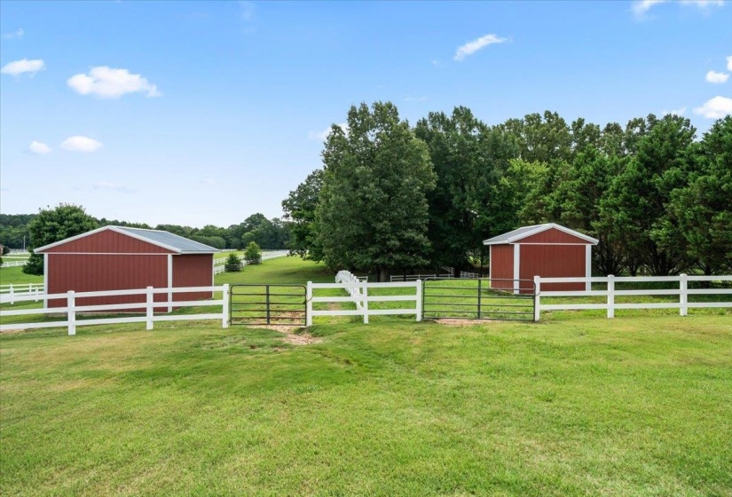 740 FRAZIER RD, Rossville, Tennessee 38066, 4 Bedroom Bedrooms, 12 Room Rooms,3.2 BathroomBathrooms,Residential,For Sale,FRAZIER,0,10226420