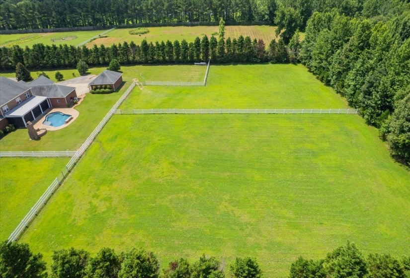 740 FRAZIER RD, Rossville, Tennessee 38066, 4 Bedroom Bedrooms, 12 Room Rooms,3.2 BathroomBathrooms,Residential,For Sale,FRAZIER,0,10226420