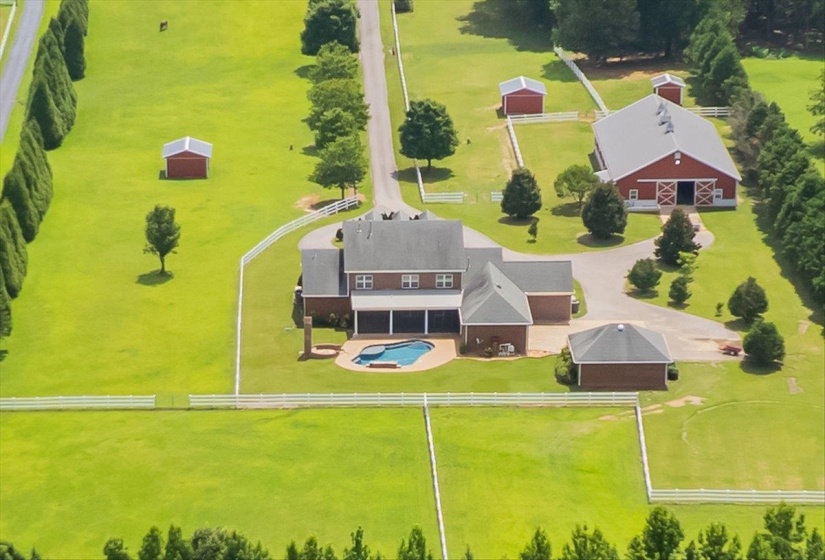 740 FRAZIER RD, Rossville, Tennessee 38066, 4 Bedroom Bedrooms, 12 Room Rooms,3.2 BathroomBathrooms,Residential,For Sale,FRAZIER,0,10226420
