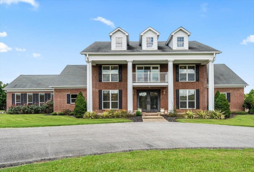 740 FRAZIER RD, Rossville, Tennessee 38066, 4 Bedroom Bedrooms, 12 Room Rooms,3.2 BathroomBathrooms,Residential,For Sale,FRAZIER,0,10226420