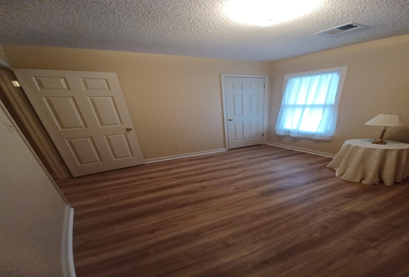 9592 CHI CHI LN, Lakeland, Tennessee 38002, 3 Bedroom Bedrooms, 5 Room Rooms,2 BathroomBathrooms,Residential,For Sale,CHI CHI,0,10226024