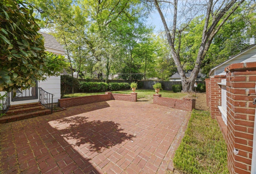 281 PALISADE ST, Memphis, Tennessee 38111, 2 Bedroom Bedrooms, 6 Room Rooms,1 BathroomBathrooms,Residential,For Sale,PALISADE,0,10219012