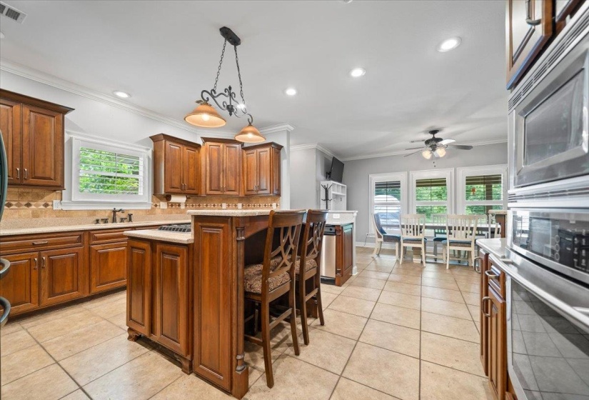 2890 RALEIGH-LAGRANGE DR, Rossville, Tennessee 38066, 4 Bedroom Bedrooms, 8 Room Rooms,3.1 BathroomBathrooms,Residential,For Sale,RALEIGH-LAGRANGE,0,10223329