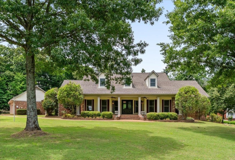 2890 RALEIGH-LAGRANGE DR, Rossville, Tennessee 38066, 4 Bedroom Bedrooms, 8 Room Rooms,3.1 BathroomBathrooms,Residential,For Sale,RALEIGH-LAGRANGE,0,10223329