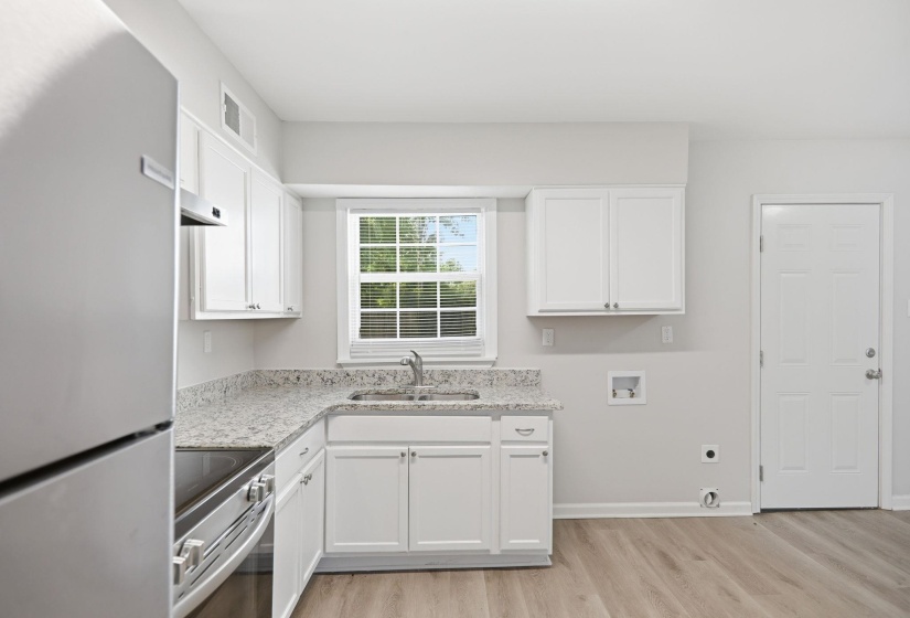 409 STONEHAM RD, Memphis, Tennessee 38109, 3 Bedroom Bedrooms, 6 Room Rooms,1.1 BathroomBathrooms,Residential,For Sale,STONEHAM,0,10226152