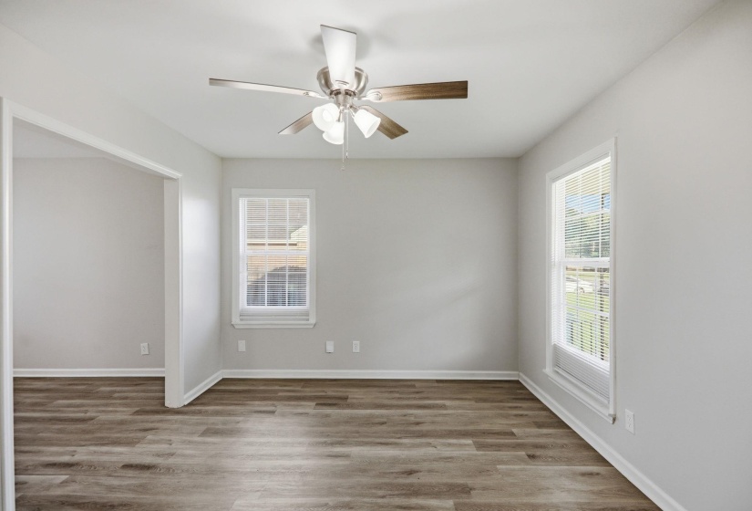 409 STONEHAM RD, Memphis, Tennessee 38109, 3 Bedroom Bedrooms, 6 Room Rooms,1.1 BathroomBathrooms,Residential,For Sale,STONEHAM,0,10226152