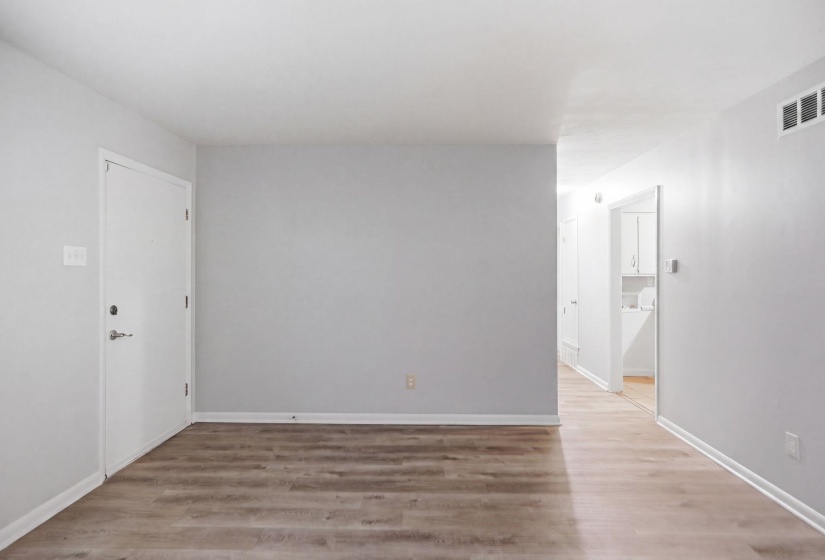 856 WHITE CLOVER LN, Memphis, Tennessee 38109, 3 Bedroom Bedrooms, 6 Room Rooms,1 BathroomBathrooms,Residential,For Sale,WHITE CLOVER,0,10226720