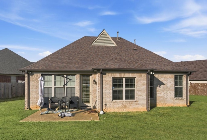 7527 WOODINVILLE CV, Memphis, Tennessee 38125, 4 Bedroom Bedrooms, 4 Room Rooms,2 BathroomBathrooms,Residential,For Sale,WOODINVILLE,0,10228488