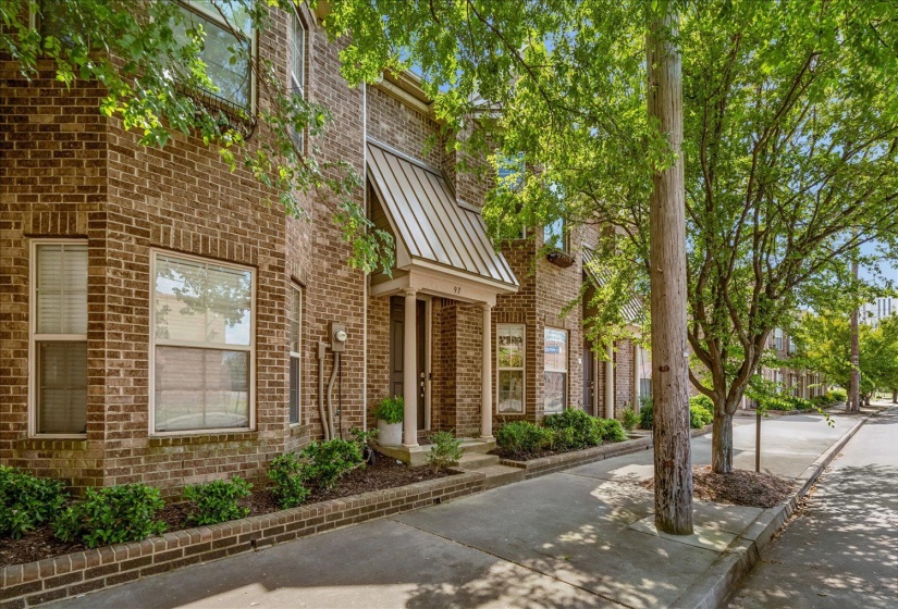 97 CAROLINA AVE, Memphis, Tennessee 38103, 2 Bedroom Bedrooms, 5 Room Rooms,2.1 BathroomBathrooms,Residential,For Sale,CAROLINA,0,10228495