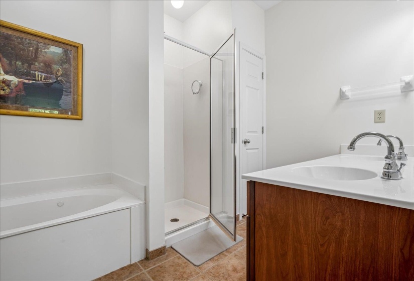 97 CAROLINA AVE, Memphis, Tennessee 38103, 2 Bedroom Bedrooms, 5 Room Rooms,2.1 BathroomBathrooms,Residential,For Sale,CAROLINA,0,10228495