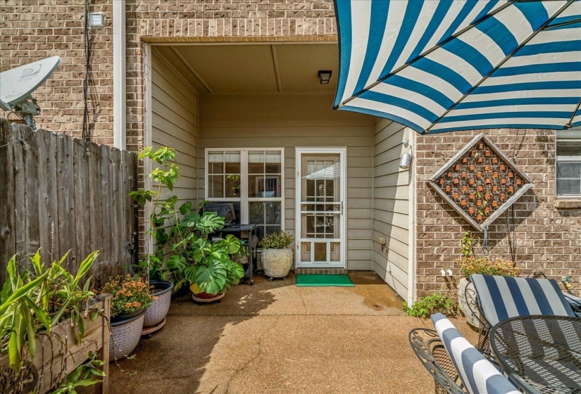 97 CAROLINA AVE, Memphis, Tennessee 38103, 2 Bedroom Bedrooms, 5 Room Rooms,2.1 BathroomBathrooms,Residential,For Sale,CAROLINA,0,10228495