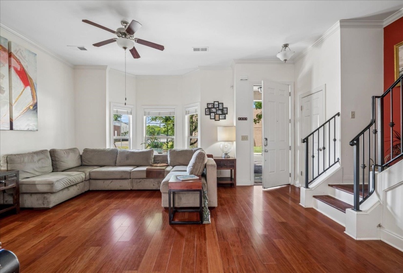 97 CAROLINA AVE, Memphis, Tennessee 38103, 2 Bedroom Bedrooms, 5 Room Rooms,2.1 BathroomBathrooms,Residential,For Sale,CAROLINA,0,10228495
