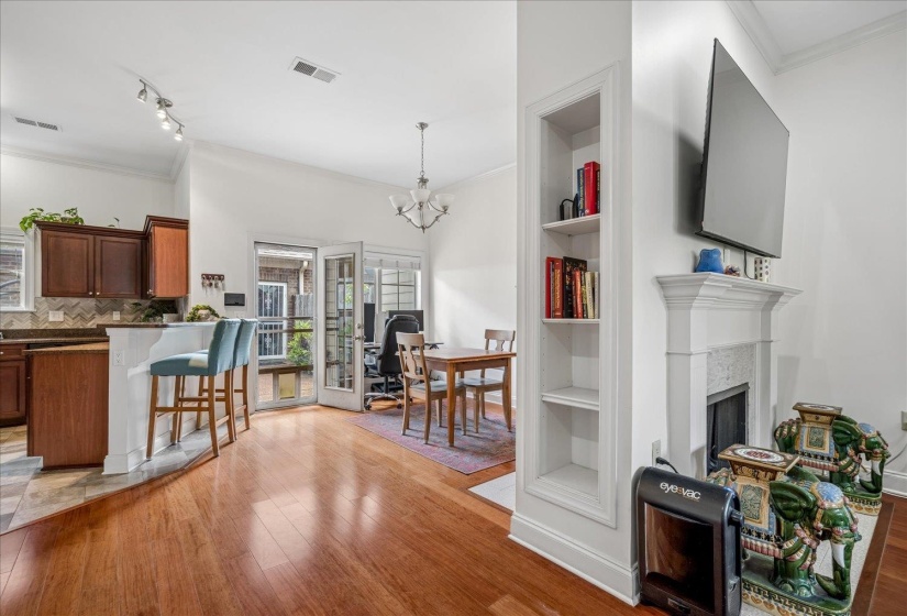 97 CAROLINA AVE, Memphis, Tennessee 38103, 2 Bedroom Bedrooms, 5 Room Rooms,2.1 BathroomBathrooms,Residential,For Sale,CAROLINA,0,10228495