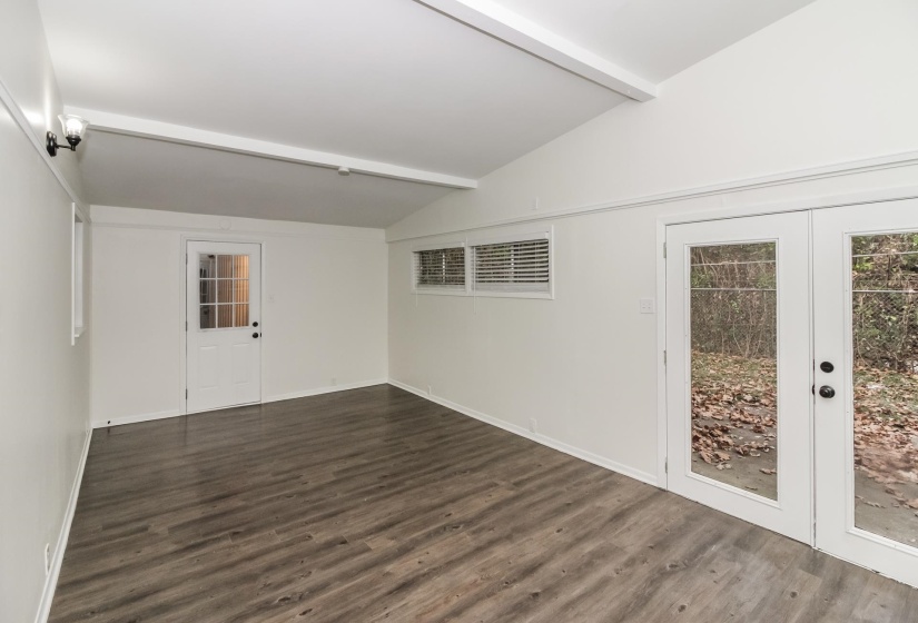 5194 WARFIELD CV, Memphis, Tennessee 38117, 3 Bedroom Bedrooms, 7 Room Rooms,2 BathroomBathrooms,Residential,For Sale,WARFIELD,0,10228497
