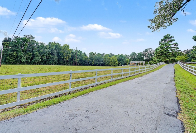5543 OK ROBERTSON RD, Memphis, Tennessee 38127, 3 Bedroom Bedrooms, 5 Room Rooms,2 BathroomBathrooms,Residential,For Sale,OK ROBERTSON,0,10228500