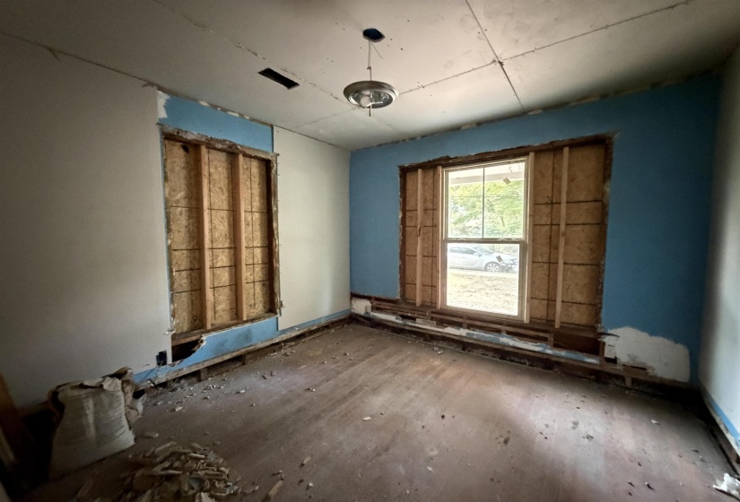 858 CARSON ST, Memphis, Tennessee 38111, 2 Bedroom Bedrooms, 5 Room Rooms,1 BathroomBathrooms,Residential,For Sale,CARSON,0,10228502