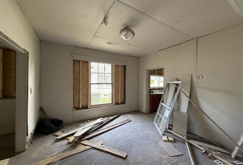858 CARSON ST, Memphis, Tennessee 38111, 2 Bedroom Bedrooms, 5 Room Rooms,1 BathroomBathrooms,Residential,For Sale,CARSON,0,10228502