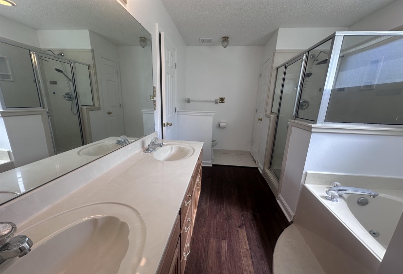 8305 CRIMSON CREEK DR, Memphis, Tennessee 38016, 3 Bedroom Bedrooms, 7 Room Rooms,2 BathroomBathrooms,Rental Properties,For Sale,CRIMSON CREEK,0,10228672
