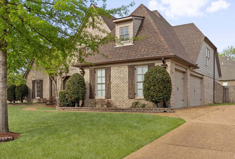 580 WINDING VALLEY CV, Collierville, Tennessee 38017, 6 Bedroom Bedrooms, 11 Room Rooms,3.1 BathroomBathrooms,Residential,For Sale,WINDING VALLEY,0,10223783