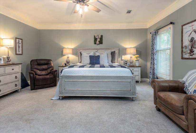10250 BARN HILL DR, Collierville, Tennessee 38017, 4 Bedroom Bedrooms, 8 Room Rooms,3.1 BathroomBathrooms,Residential,For Sale,BARN HILL,0,10226423
