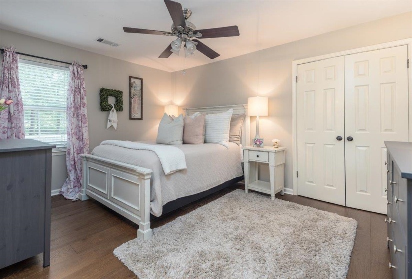 10250 BARN HILL DR, Collierville, Tennessee 38017, 4 Bedroom Bedrooms, 8 Room Rooms,3.1 BathroomBathrooms,Residential,For Sale,BARN HILL,0,10226423