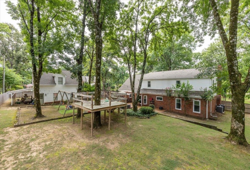 10250 BARN HILL DR, Collierville, Tennessee 38017, 4 Bedroom Bedrooms, 8 Room Rooms,3.1 BathroomBathrooms,Residential,For Sale,BARN HILL,0,10226423