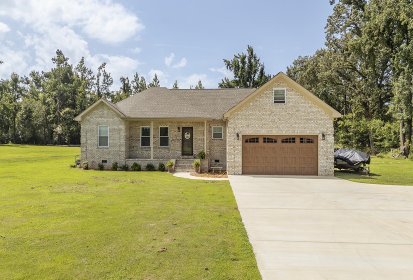 970 DODD DR, Savannah, Tennessee 38372-6572, 3 Bedroom Bedrooms, 7 Room Rooms,2 BathroomBathrooms,Residential,For Sale,DODD,0,10228516