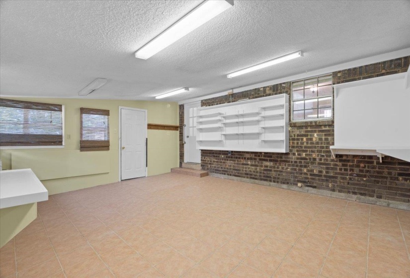 7089 FOXHILL DR, Bartlett, Tennessee 38135, 3 Bedroom Bedrooms, 6 Room Rooms,2 BathroomBathrooms,Residential,For Sale,FOXHILL,0,10228528