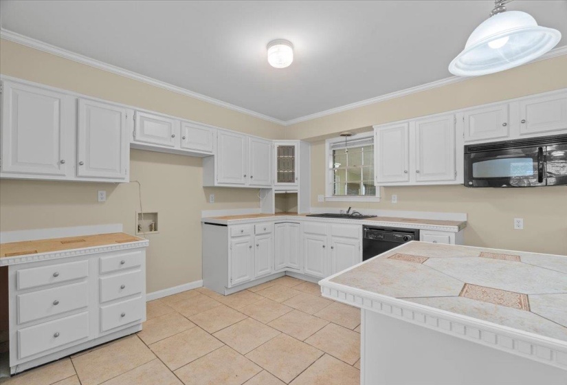 7089 FOXHILL DR, Bartlett, Tennessee 38135, 3 Bedroom Bedrooms, 6 Room Rooms,2 BathroomBathrooms,Residential,For Sale,FOXHILL,0,10228528