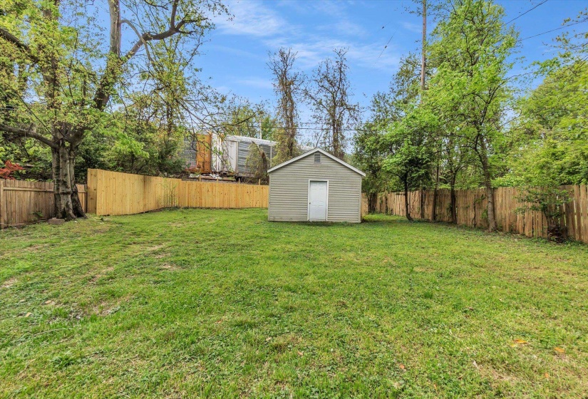 2031 CENTRAL AVE, Memphis, Tennessee 38104, 4 Bedroom Bedrooms, 8 Room Rooms,2 BathroomBathrooms,Residential,For Sale,CENTRAL,0,10218478