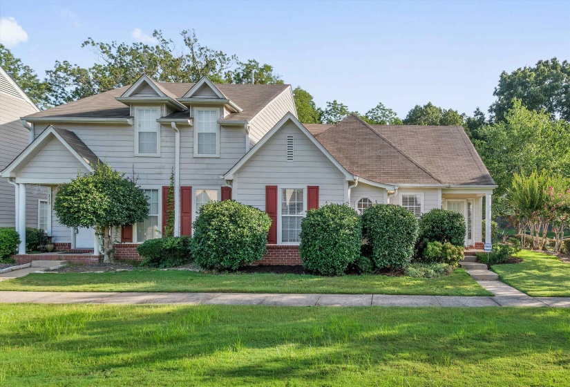 111 DANNON SPRINGS DR, Collierville, Tennessee 38017, 3 Bedroom Bedrooms, 6 Room Rooms,2 BathroomBathrooms,Residential,For Sale,DANNON SPRINGS,0,10226432