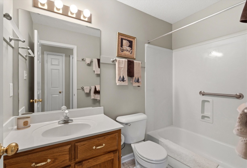 111 DANNON SPRINGS DR, Collierville, Tennessee 38017, 3 Bedroom Bedrooms, 6 Room Rooms,2 BathroomBathrooms,Residential,For Sale,DANNON SPRINGS,0,10226432