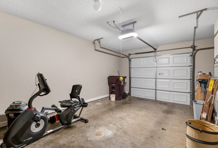 111 DANNON SPRINGS DR, Collierville, Tennessee 38017, 3 Bedroom Bedrooms, 6 Room Rooms,2 BathroomBathrooms,Residential,For Sale,DANNON SPRINGS,0,10226432