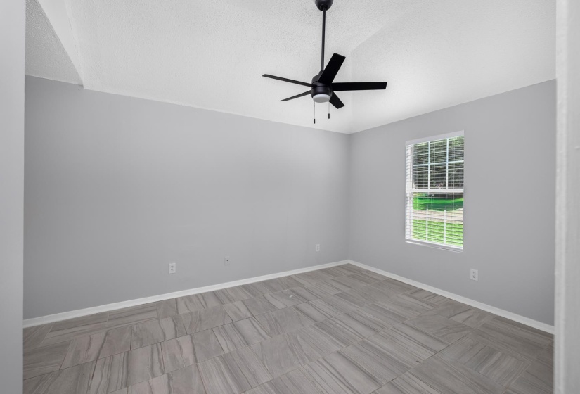 4235 WAGON TRAIL CV, Memphis, Tennessee 38109, 3 Bedroom Bedrooms, 5 Room Rooms,2 BathroomBathrooms,Residential,For Sale,WAGON TRAIL,0,10227436