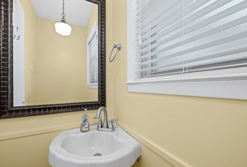 2174 MONTEGO DR, Memphis, Tennessee 38016, 4 Bedroom Bedrooms, 9 Room Rooms,2.1 BathroomBathrooms,Residential,For Sale,MONTEGO,0,10228493