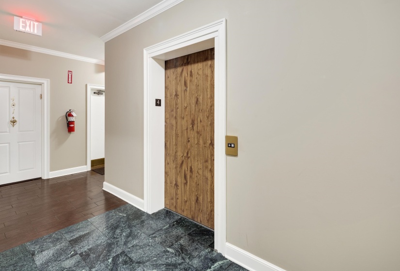 1000 MURRAY HILL LN, Memphis, Tennessee 38120, 3 Bedroom Bedrooms, 6 Room Rooms,3 BathroomBathrooms,Residential,For Sale,MURRAY HILL,0,10228496