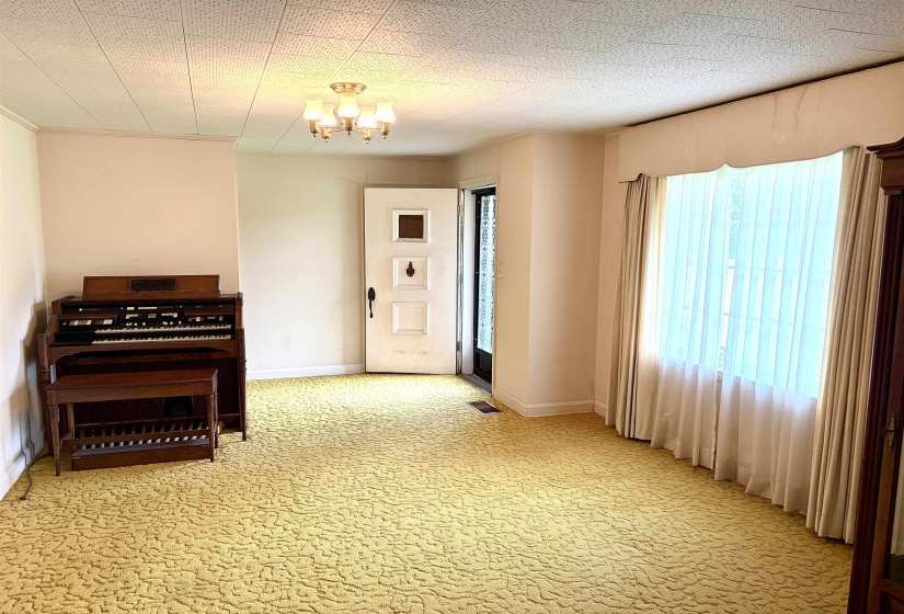 407 MAIN ST, Middleton, Tennessee 38052, 3 Bedroom Bedrooms, 10 Room Rooms,2 BathroomBathrooms,Residential,For Sale,MAIN,0,10228512